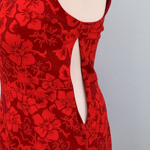 Lands’ End Tropical Print Ponte Fit and Flare Dress - Picture 5 of 11